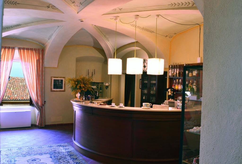La Foresteria Del Castello - Wellness Hotel In Dimora Storica Castell'Alfero Ngoại thất bức ảnh