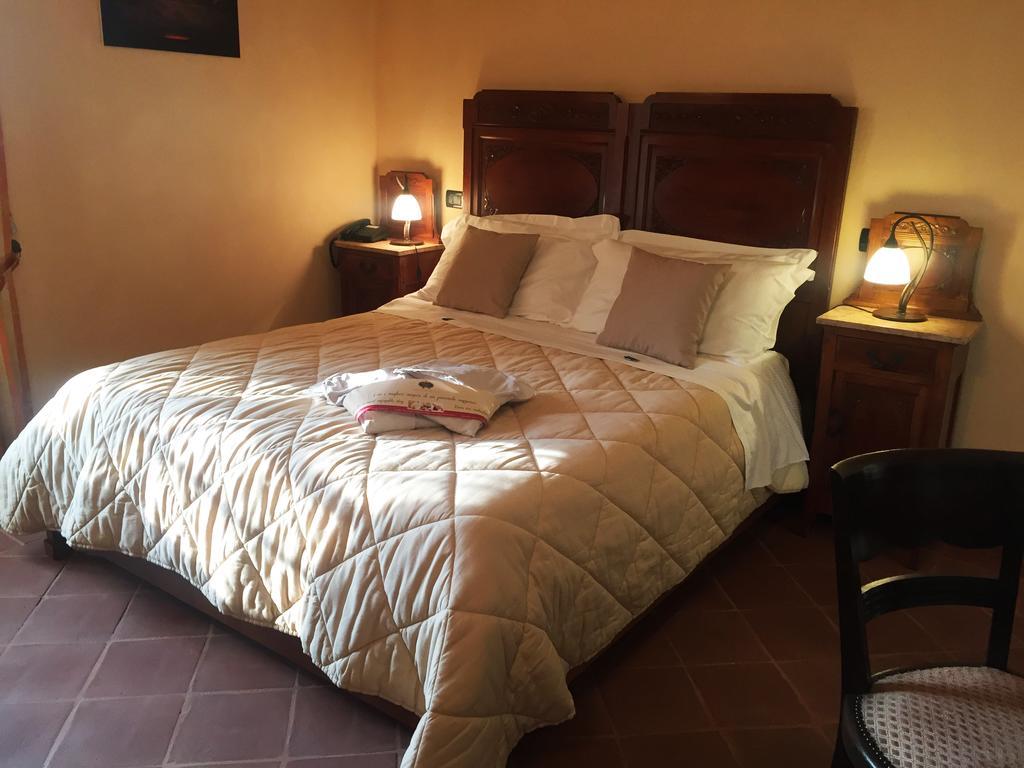 La Foresteria Del Castello - Wellness Hotel In Dimora Storica Castell'Alfero Ngoại thất bức ảnh