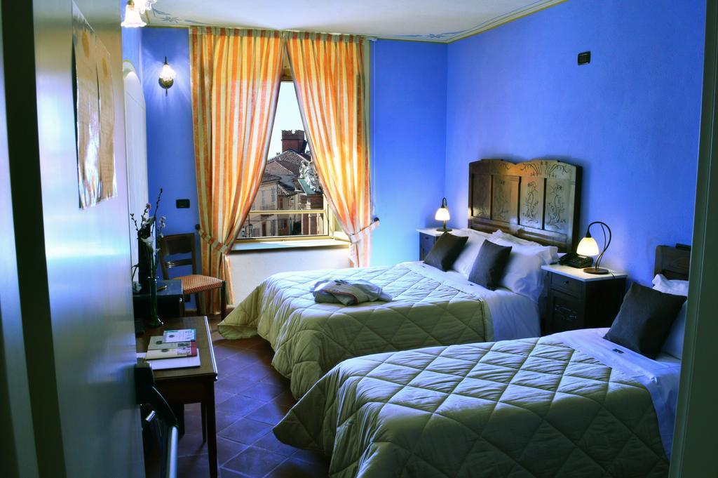 La Foresteria Del Castello - Wellness Hotel In Dimora Storica Castell'Alfero Ngoại thất bức ảnh