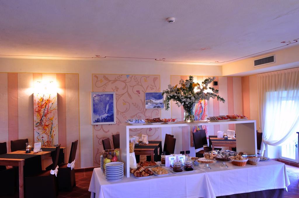 La Foresteria Del Castello - Wellness Hotel In Dimora Storica Castell'Alfero Ngoại thất bức ảnh