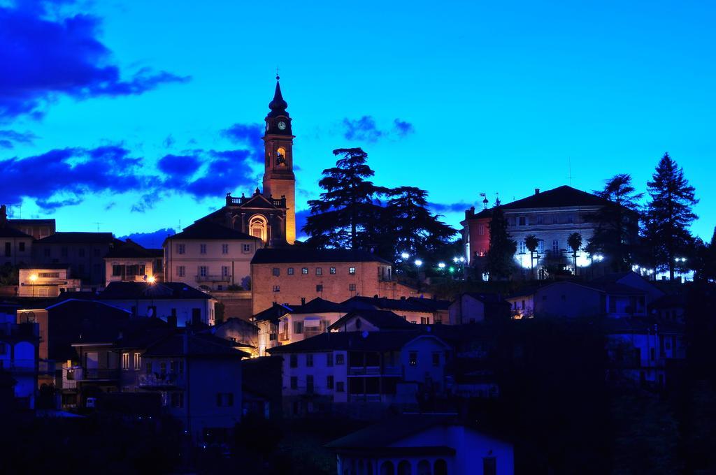 La Foresteria Del Castello - Wellness Hotel In Dimora Storica Castell'Alfero Ngoại thất bức ảnh