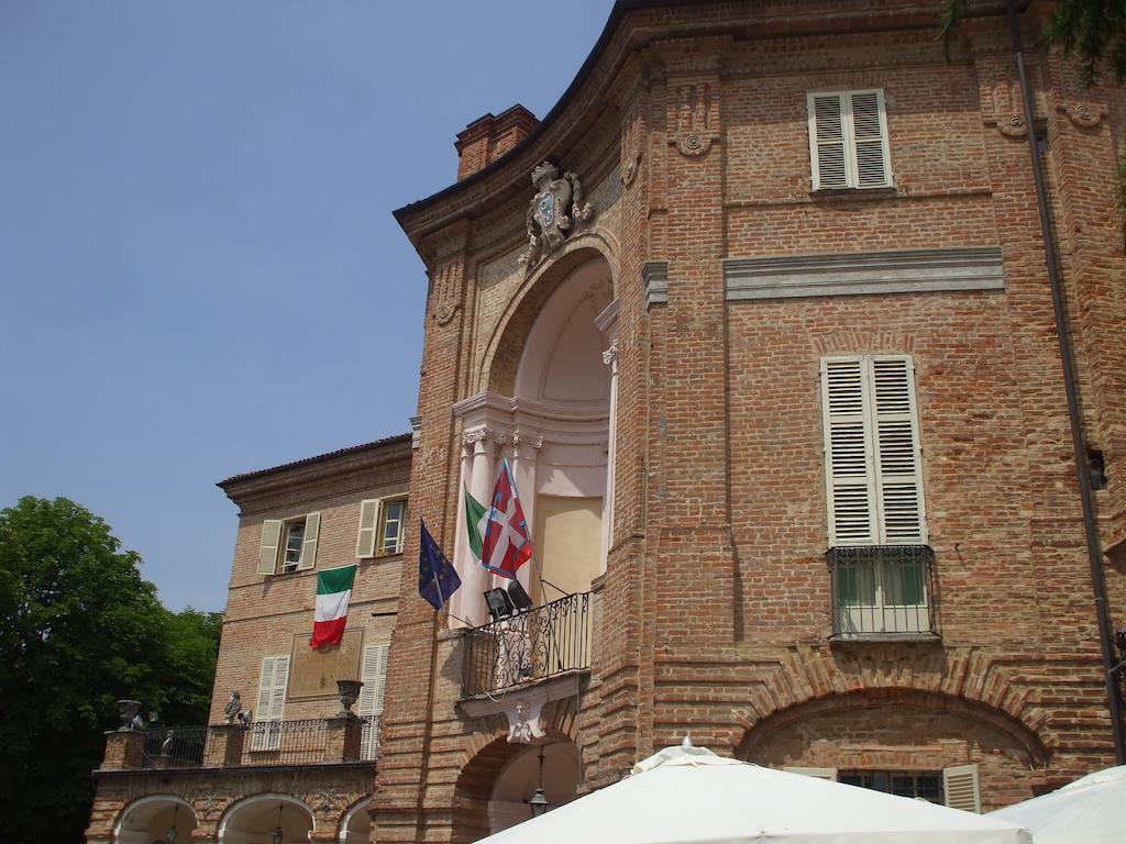 La Foresteria Del Castello - Wellness Hotel In Dimora Storica Castell'Alfero Ngoại thất bức ảnh