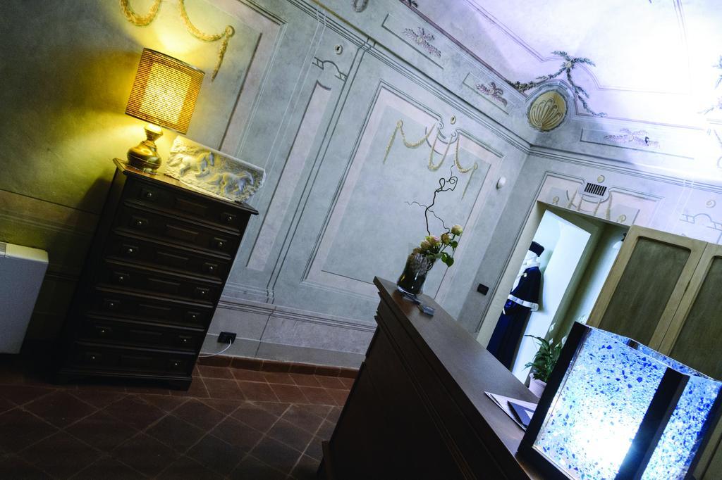 La Foresteria Del Castello - Wellness Hotel In Dimora Storica Castell'Alfero Ngoại thất bức ảnh