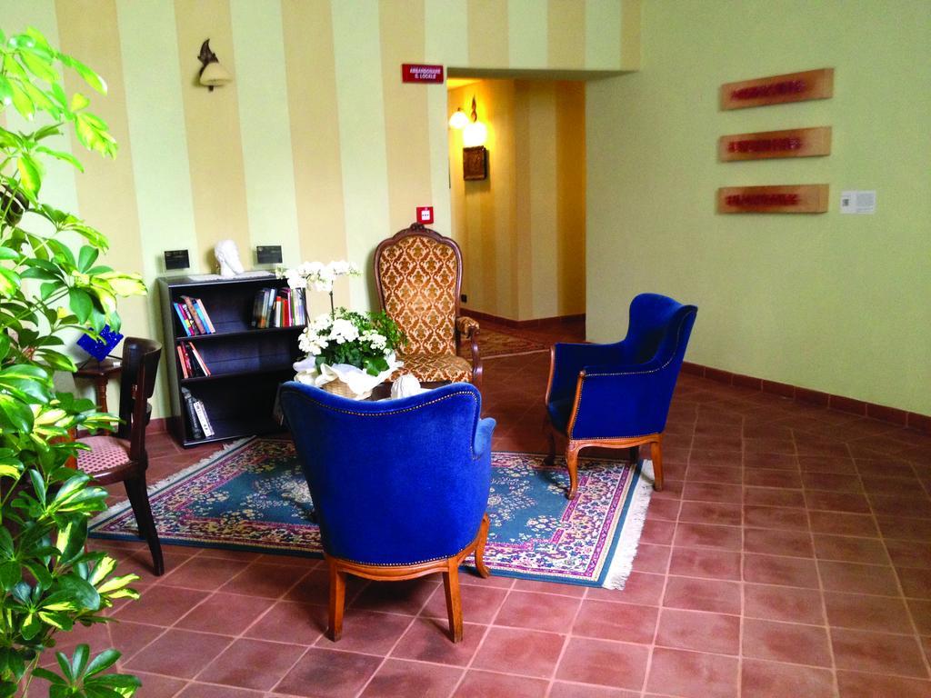 La Foresteria Del Castello - Wellness Hotel In Dimora Storica Castell'Alfero Ngoại thất bức ảnh