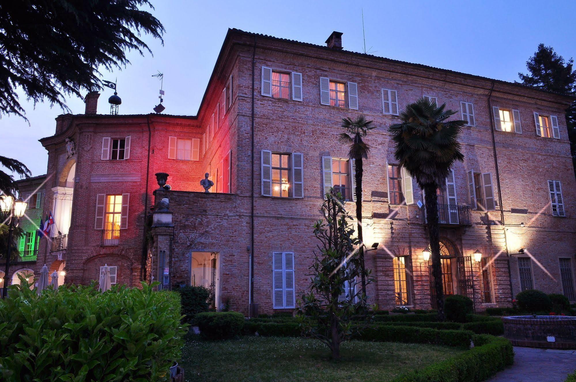 La Foresteria Del Castello - Wellness Hotel In Dimora Storica Castell'Alfero Ngoại thất bức ảnh