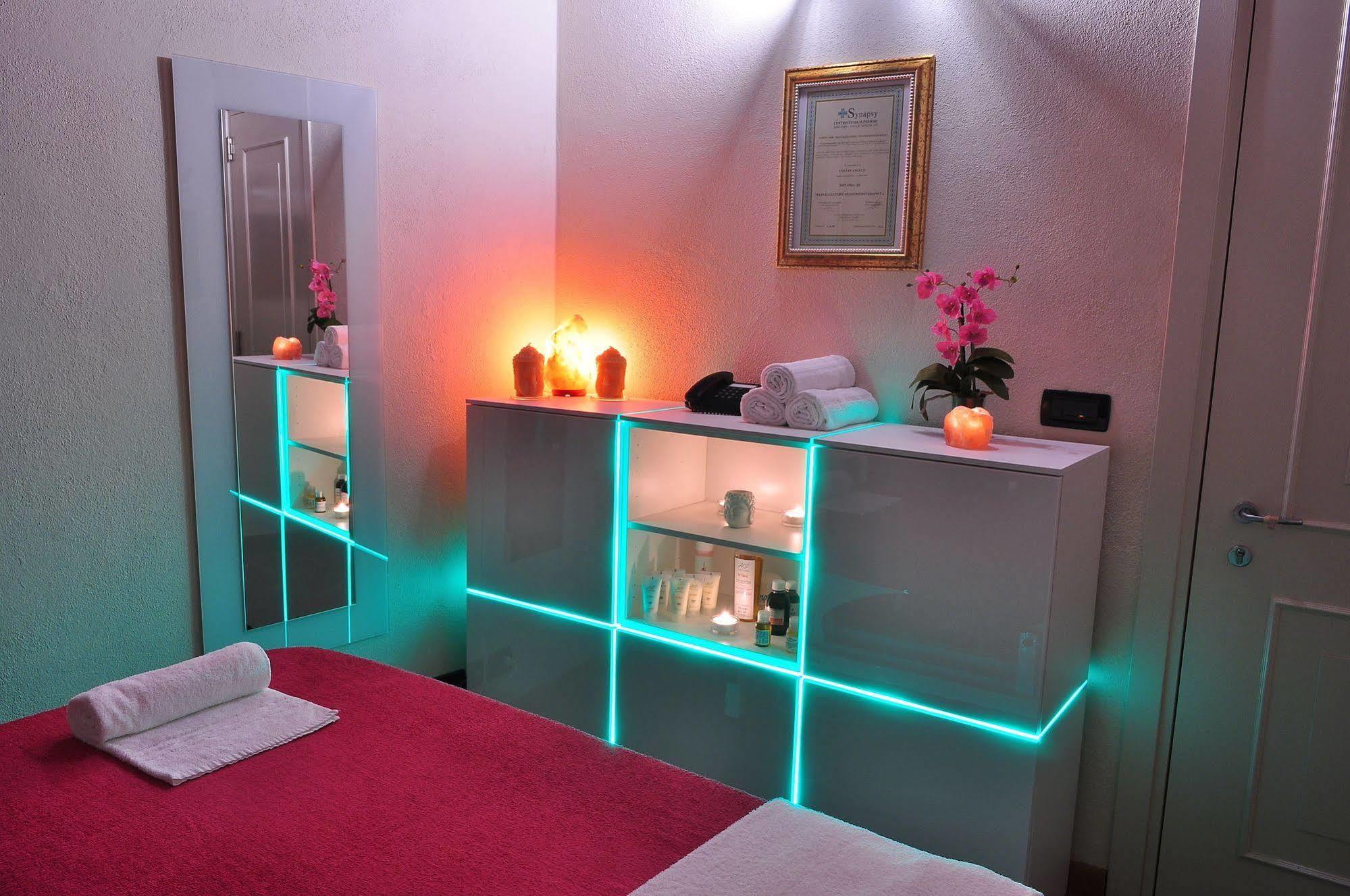La Foresteria Del Castello - Wellness Hotel In Dimora Storica Castell'Alfero Ngoại thất bức ảnh